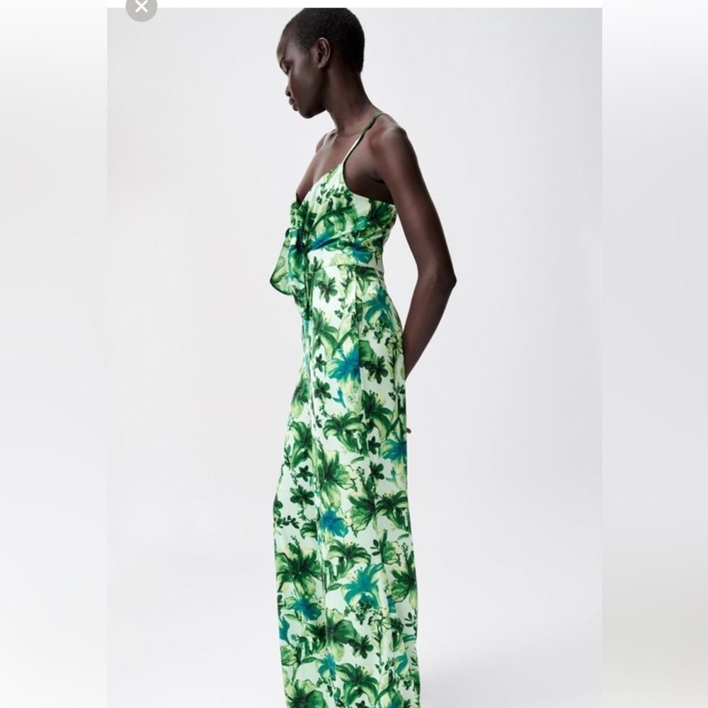 Zara Floral one piece - Picture 4 of 7